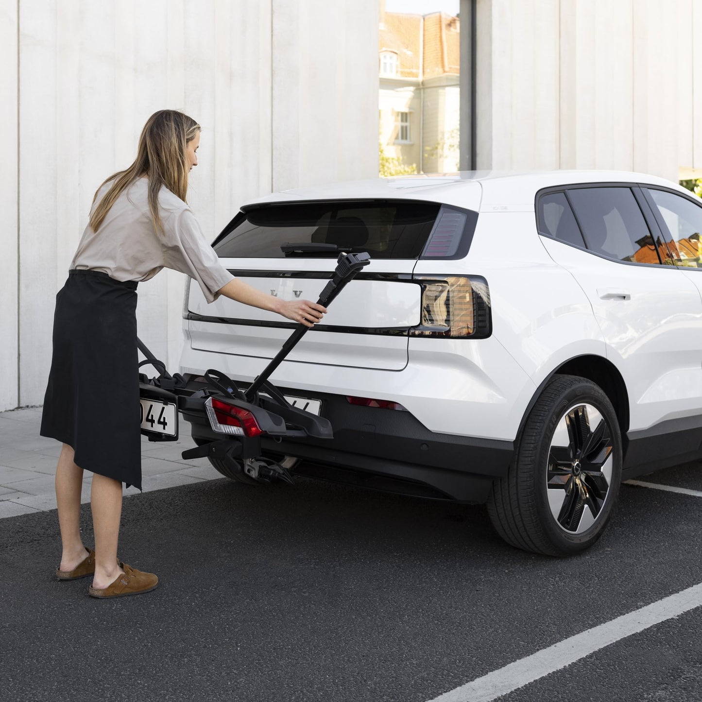 Thule OutPace Bicycle Carrier for Towing Hitch 2 Bicycles